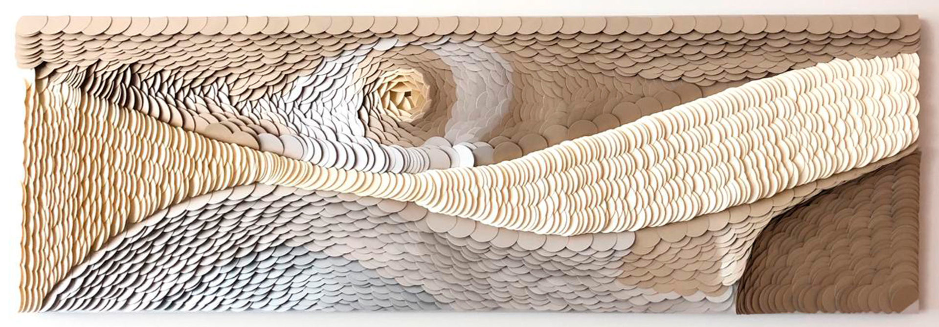 Harmony in the evolution of a spiral I (Nidos)